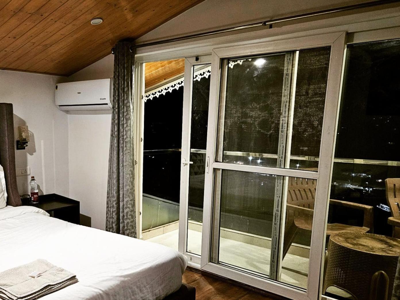 Weekend Vibes Bed & Breakfast Kasauli Exterior photo